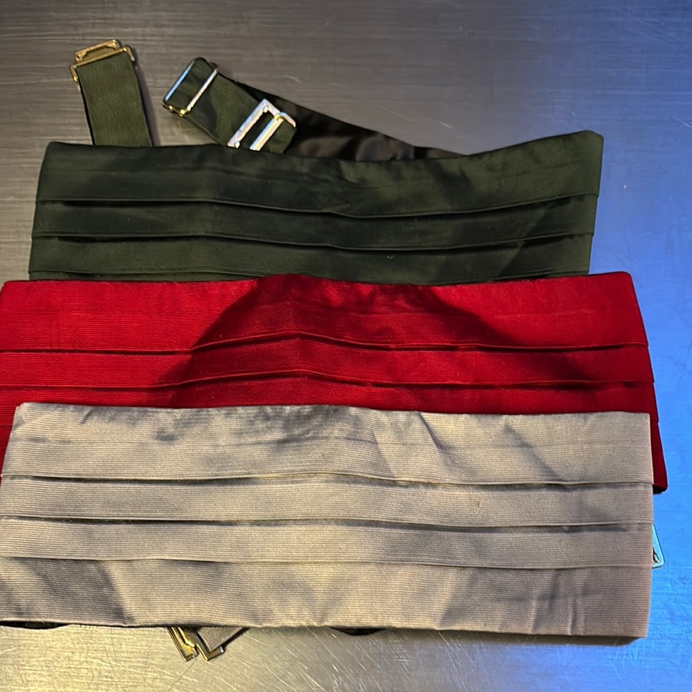Men’s silk cummerbunds, adjustable, 3 in the set